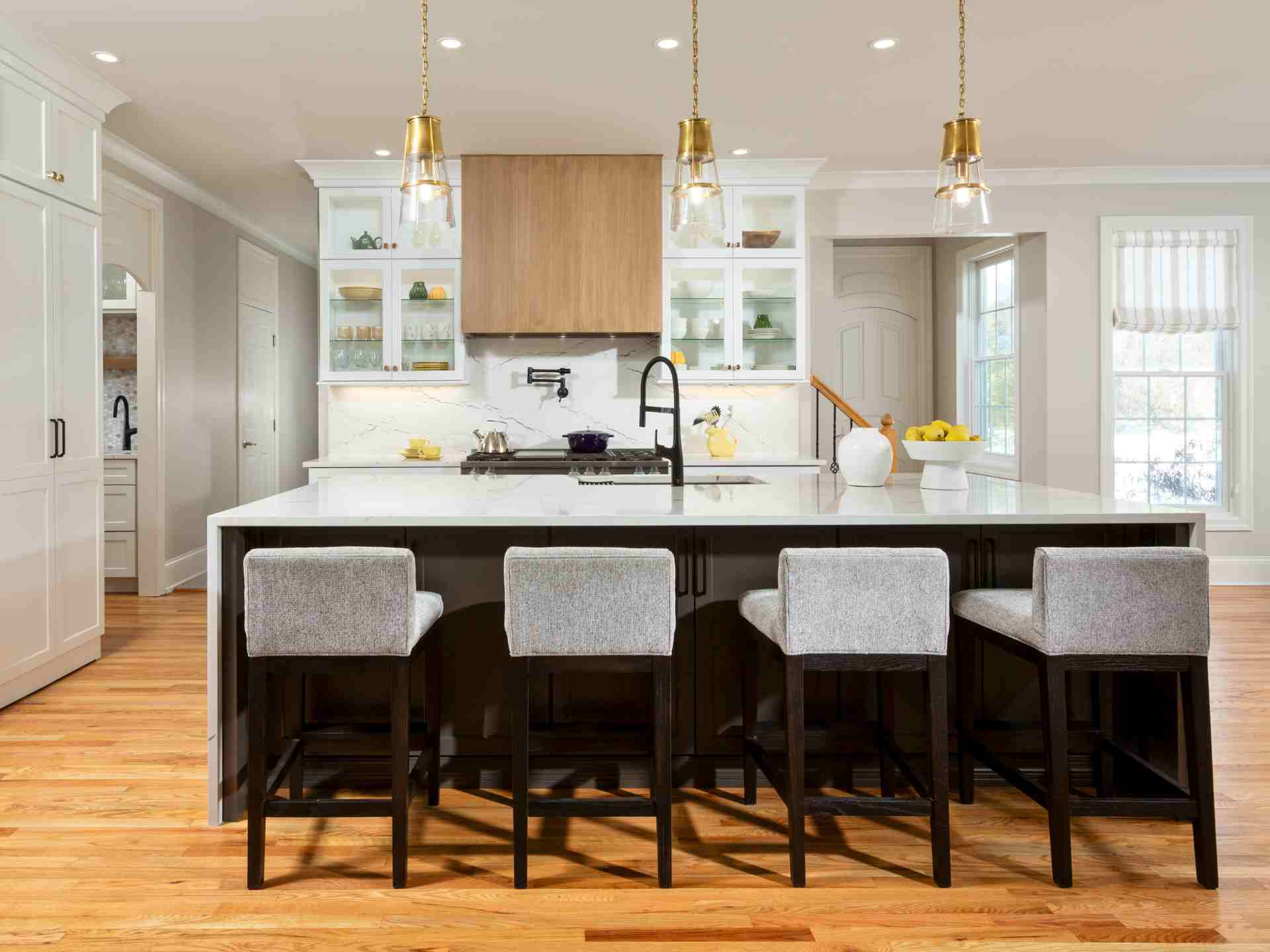 Oversized Kitchen Island with lots of seating